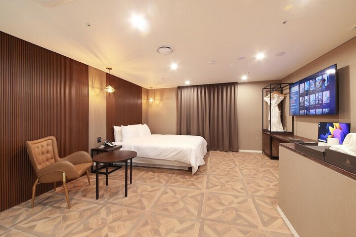 Room 49 of 140