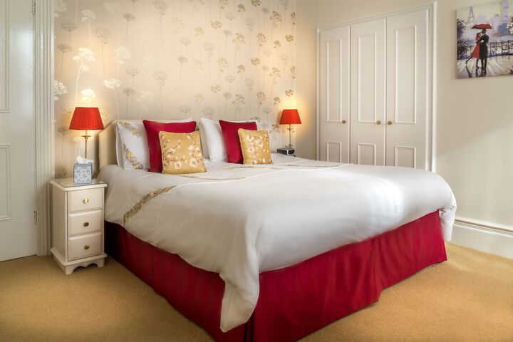 Room 3 of 39