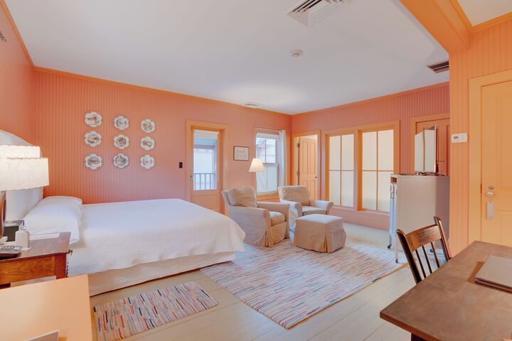 Room 9 of 89