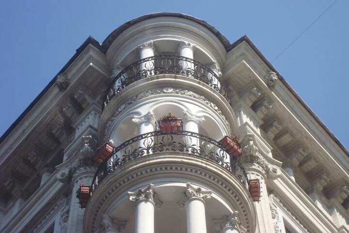 Hotel 60 of 62