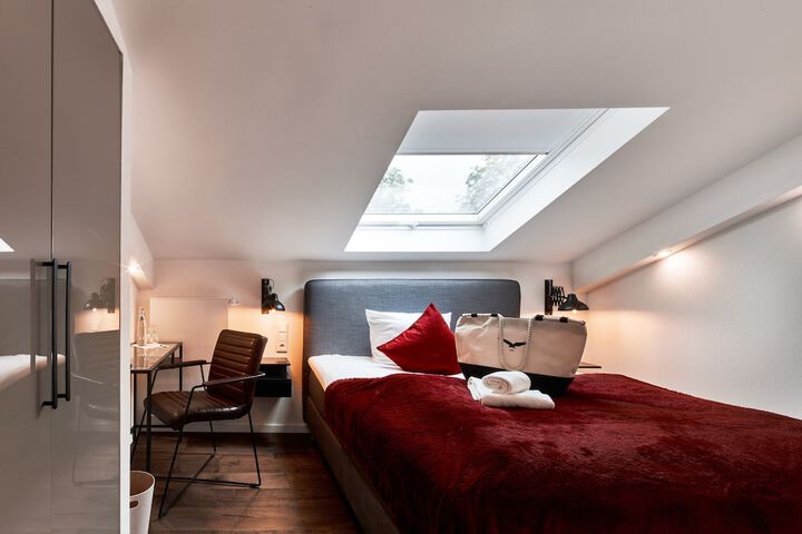 Room 7 of 29