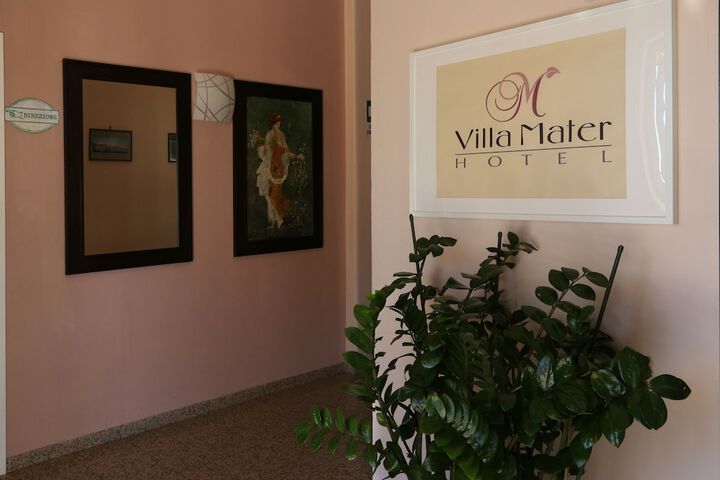 Hotel 2 of 30