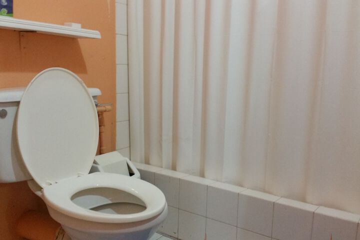 Room 25 of 46
