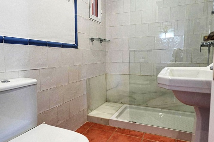 Bath Photo