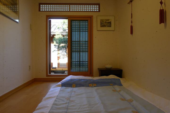 Room 26 of 78