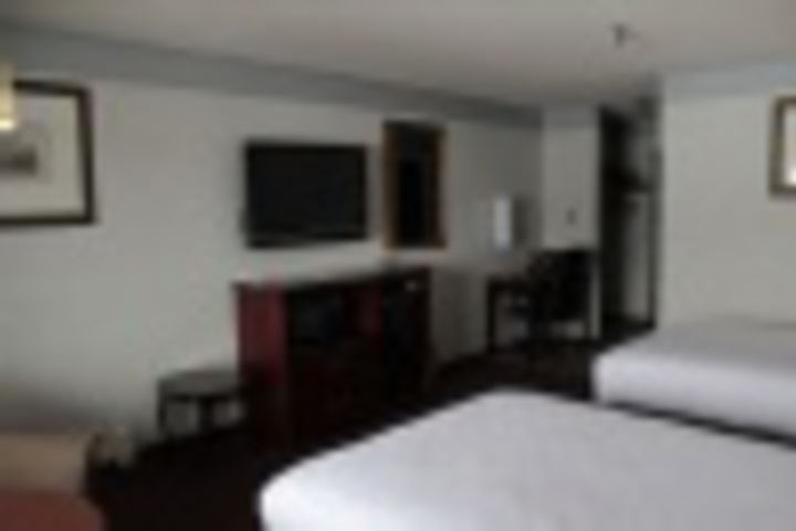 Room 100 of 168
