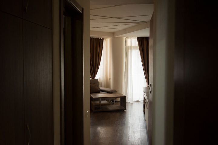 Room 28 of 36