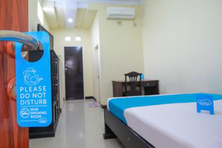 Room 3 of 10