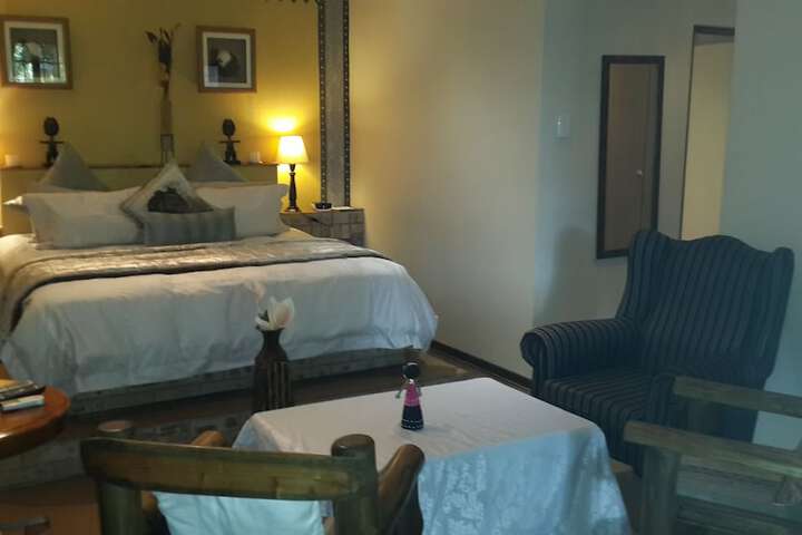 Room 8 of 36