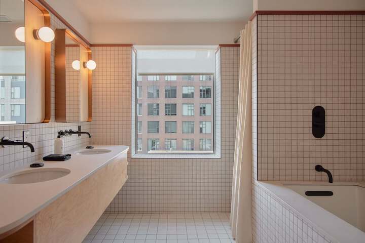 Room 30 of 50