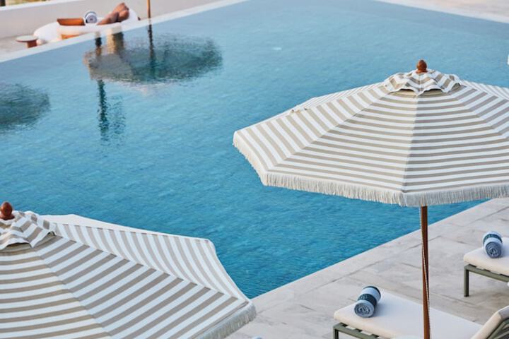 Pool 45 of 67