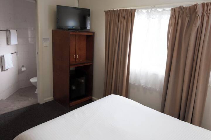 Room 22 of 57