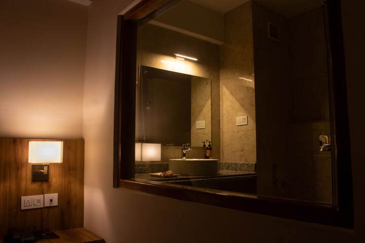 Room 31 of 59