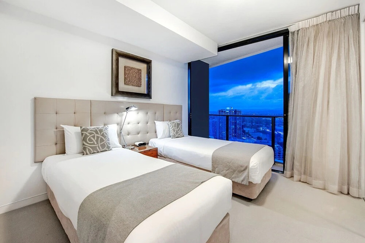 Room 5 of 36