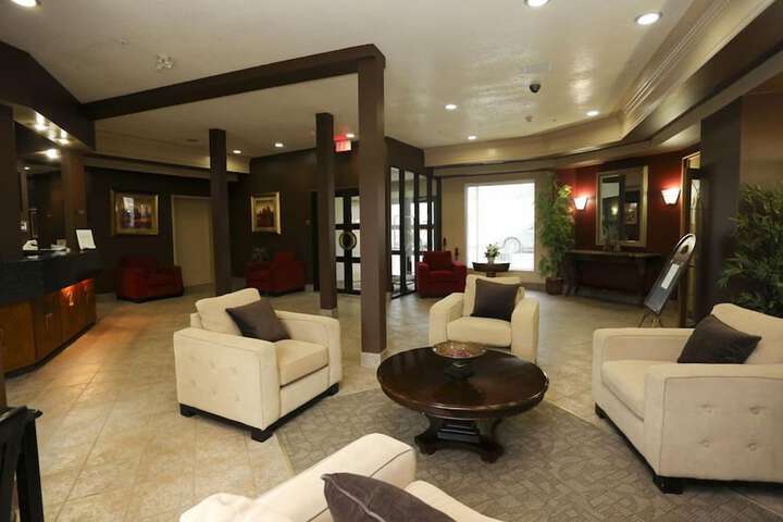 Hotel Interior 4 of 28