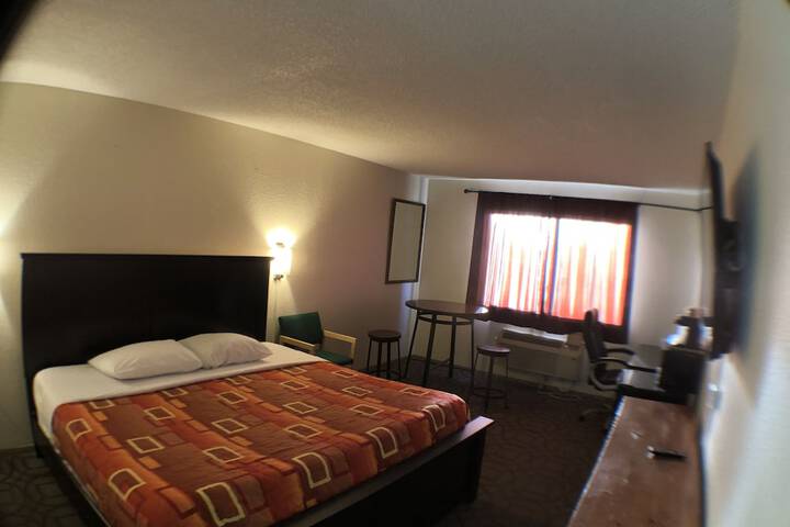 Room 42 of 154