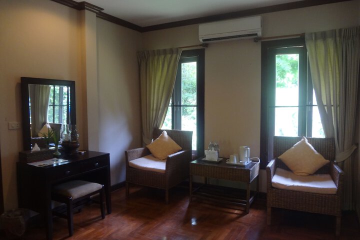 Room 10 of 86
