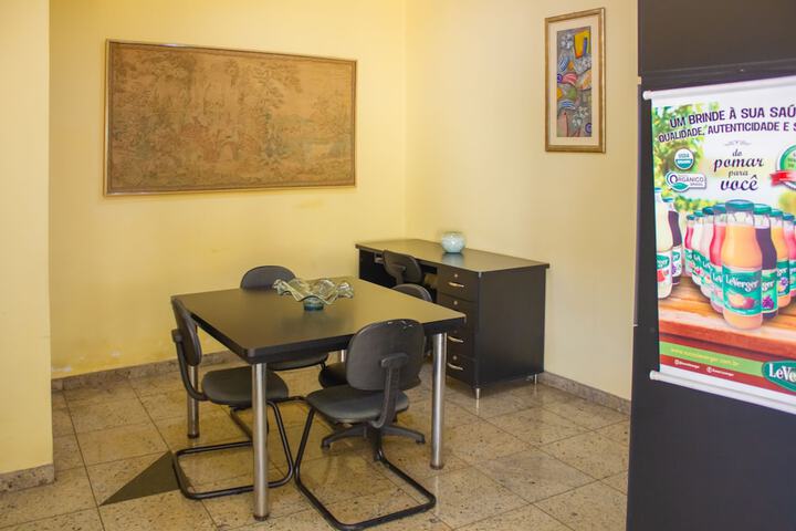 Business Center 36 of 49