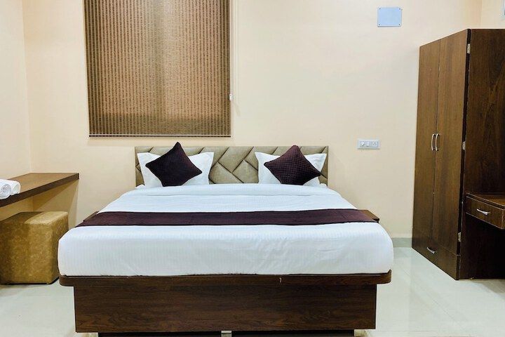 Room 16 of 51