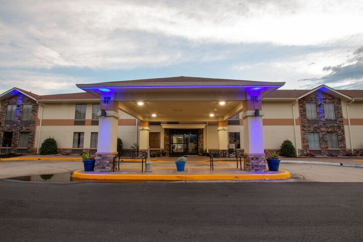 Front of property - evening/night