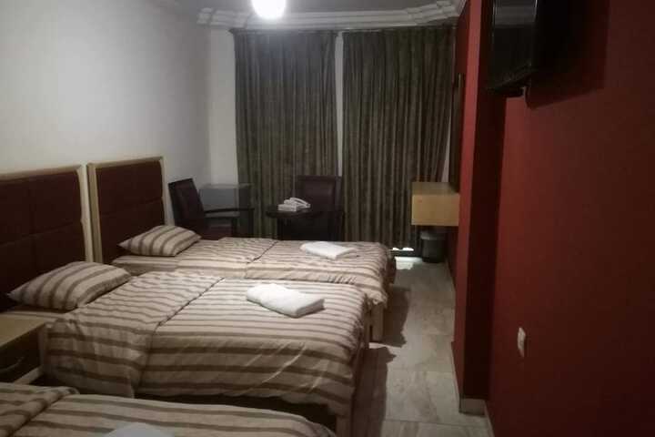 Room 25 of 46