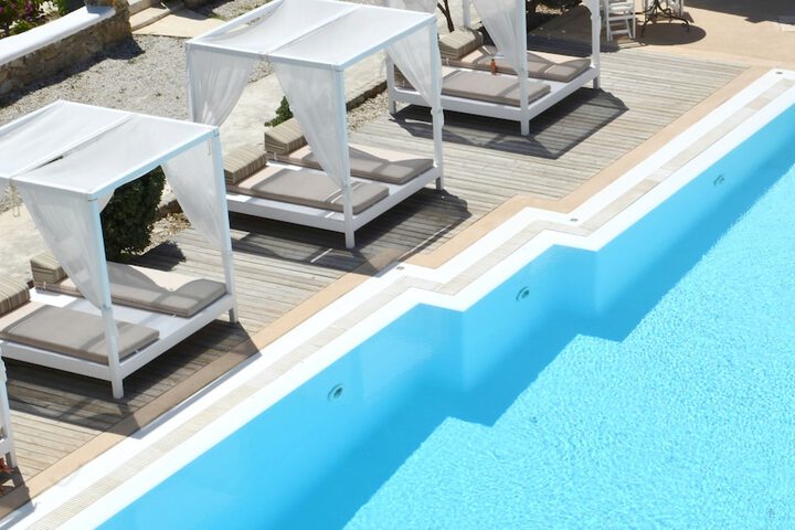 Pool 142 of 173