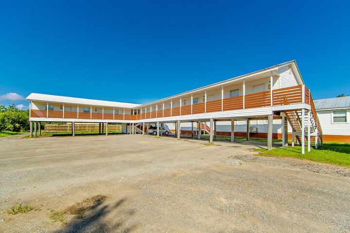 Terrace/Patio 48 of 77