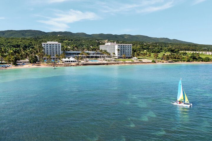 Hotel 172 of 175