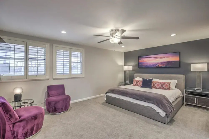 Room 5 of 25