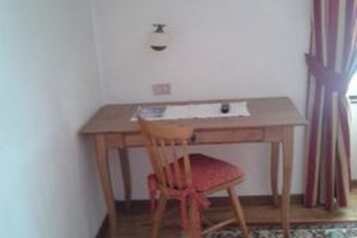 Room 50 of 54