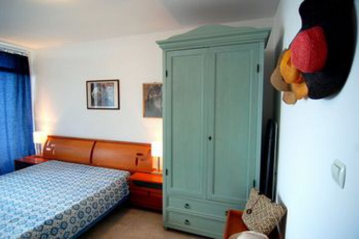 Room 7 of 26