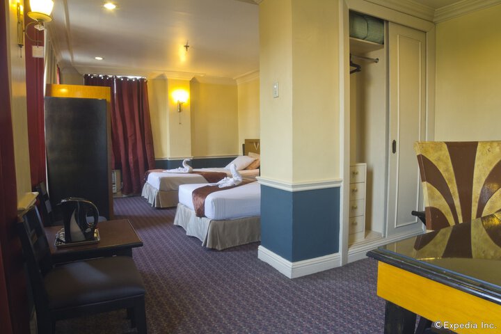 Room 29 of 90