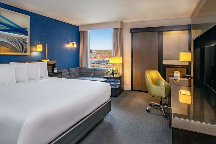 Room 42 of 110