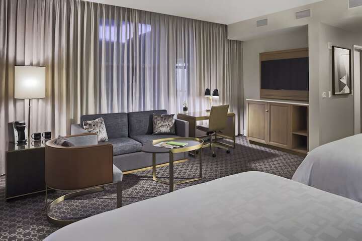 Room 35 of 138