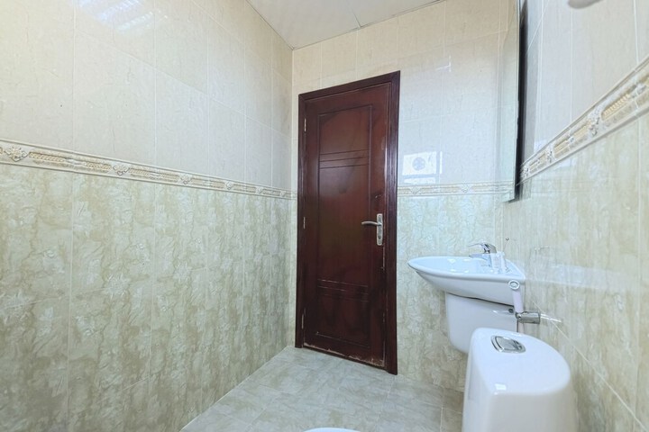 Room 63 of 73