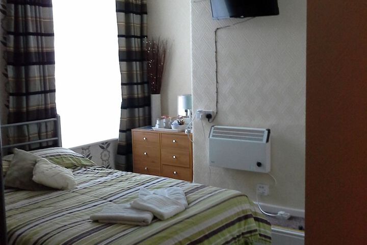 Room 15 of 87