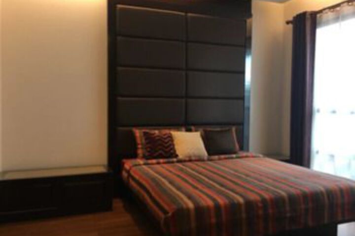 Room 7 of 34
