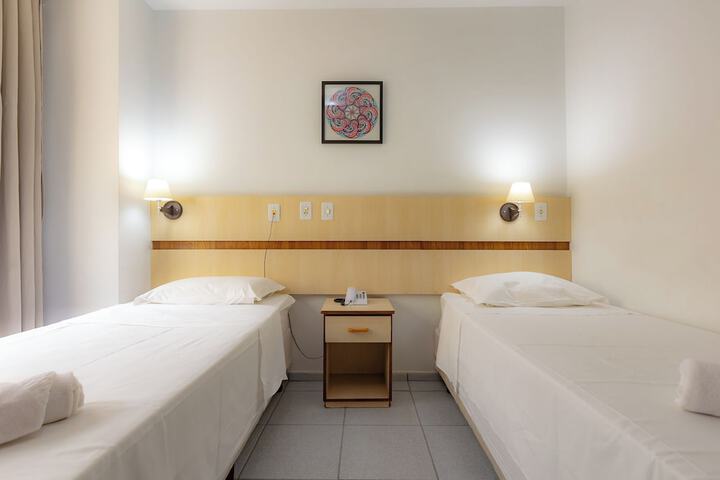 Room 31 of 104