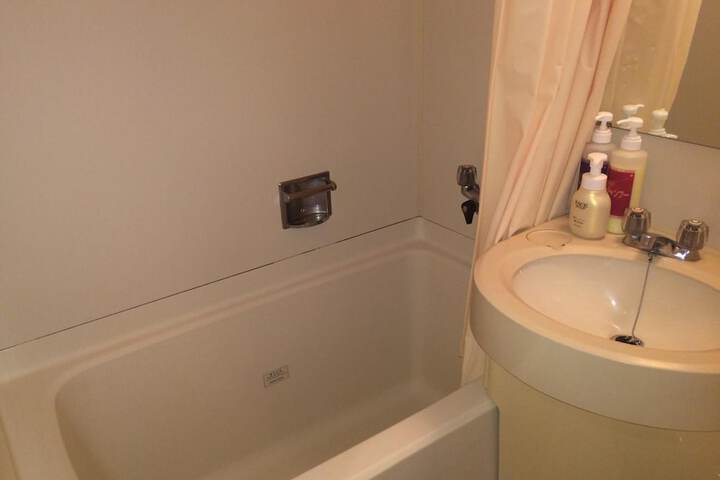 Room 20 of 29