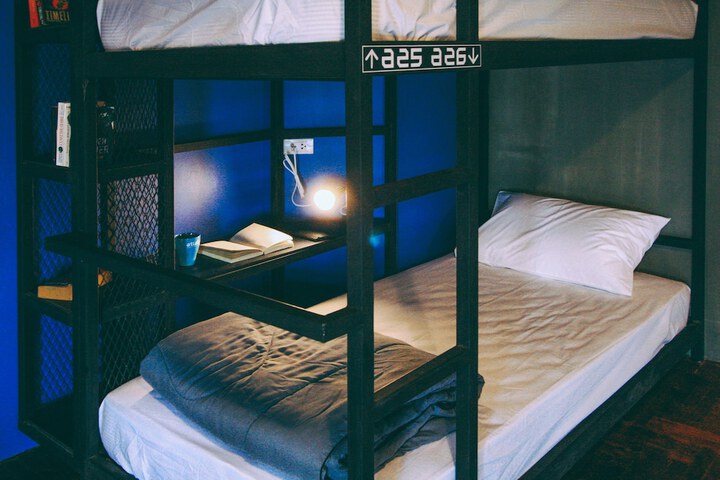 Room 12 of 60