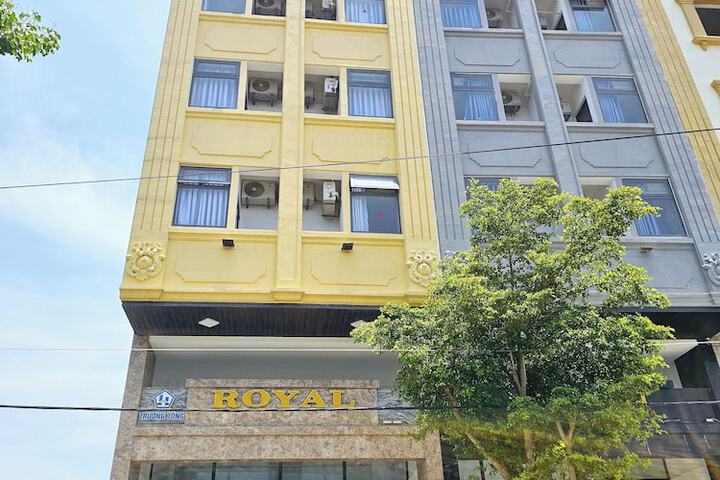Royal Hotel & Apartment