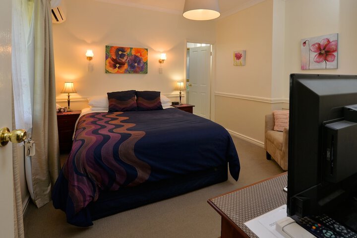 Room 19 of 29