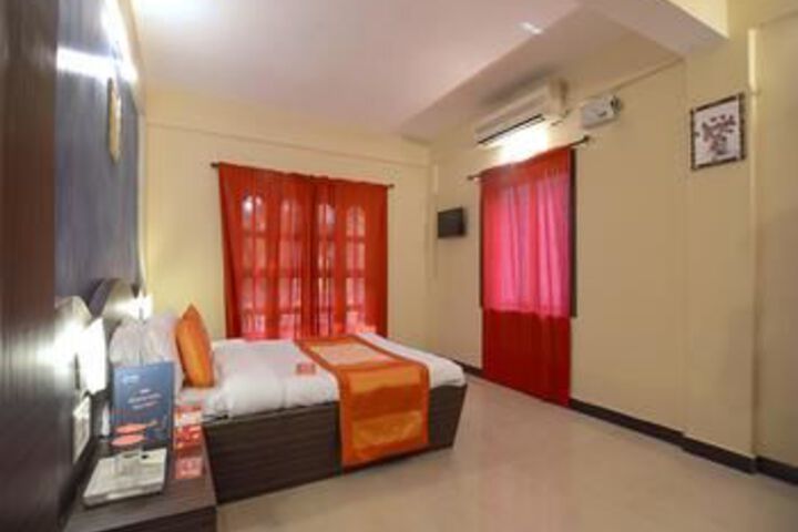 Room 3 of 18