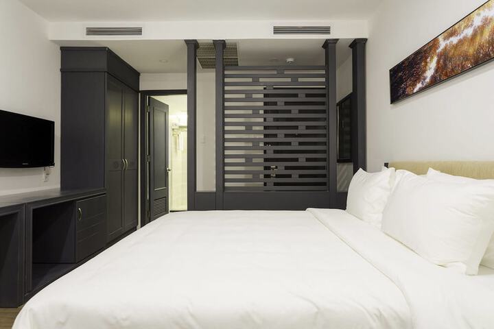 Room 26 of 70
