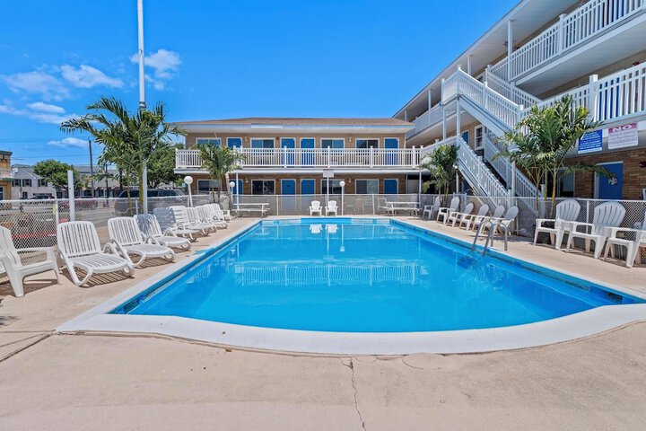 Hotel 41 of 42