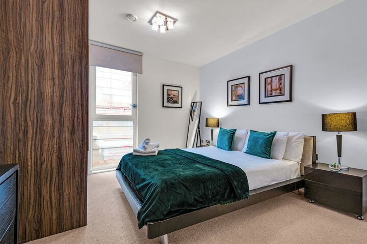 Room 2 of 14