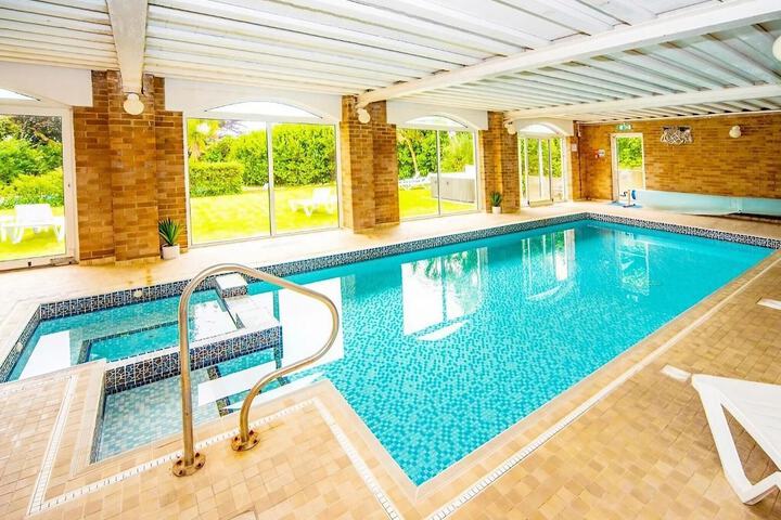 Pool 74 of 97