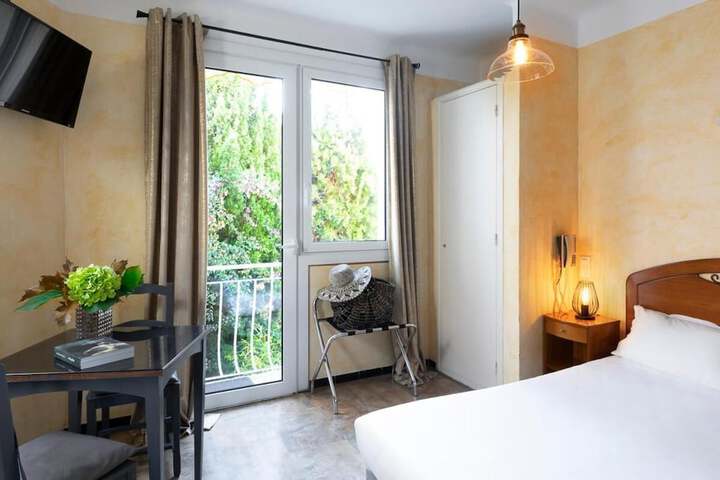Room 13 of 57