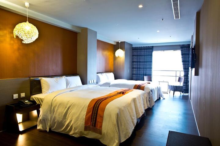 Room 25 of 36