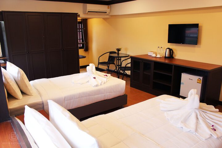 Room 6 of 60
